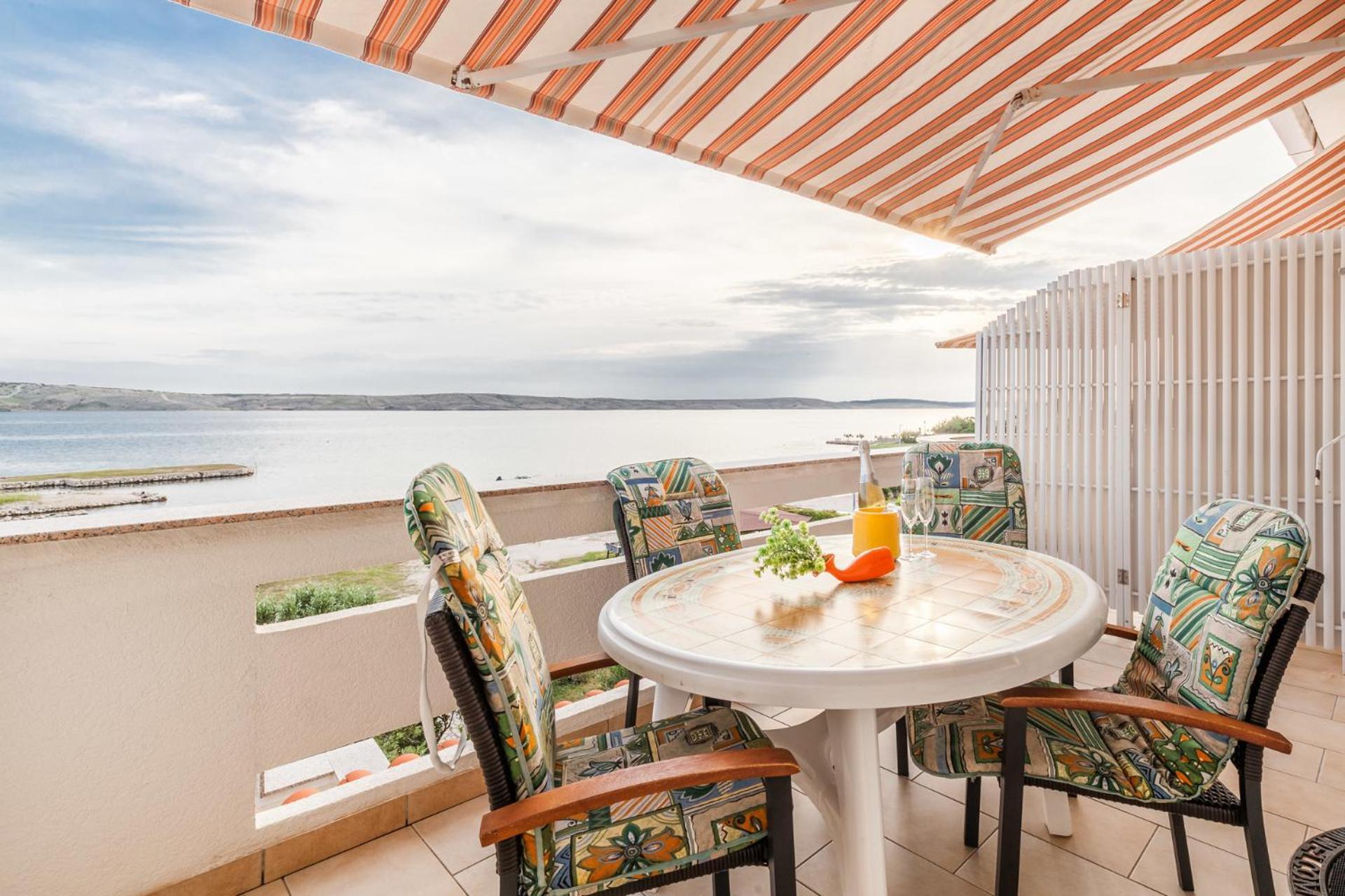 Appartement Rajka 4 คุสติชี ภายนอก รูปภาพ